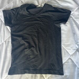 Lululemon swiftly tech short sleeve